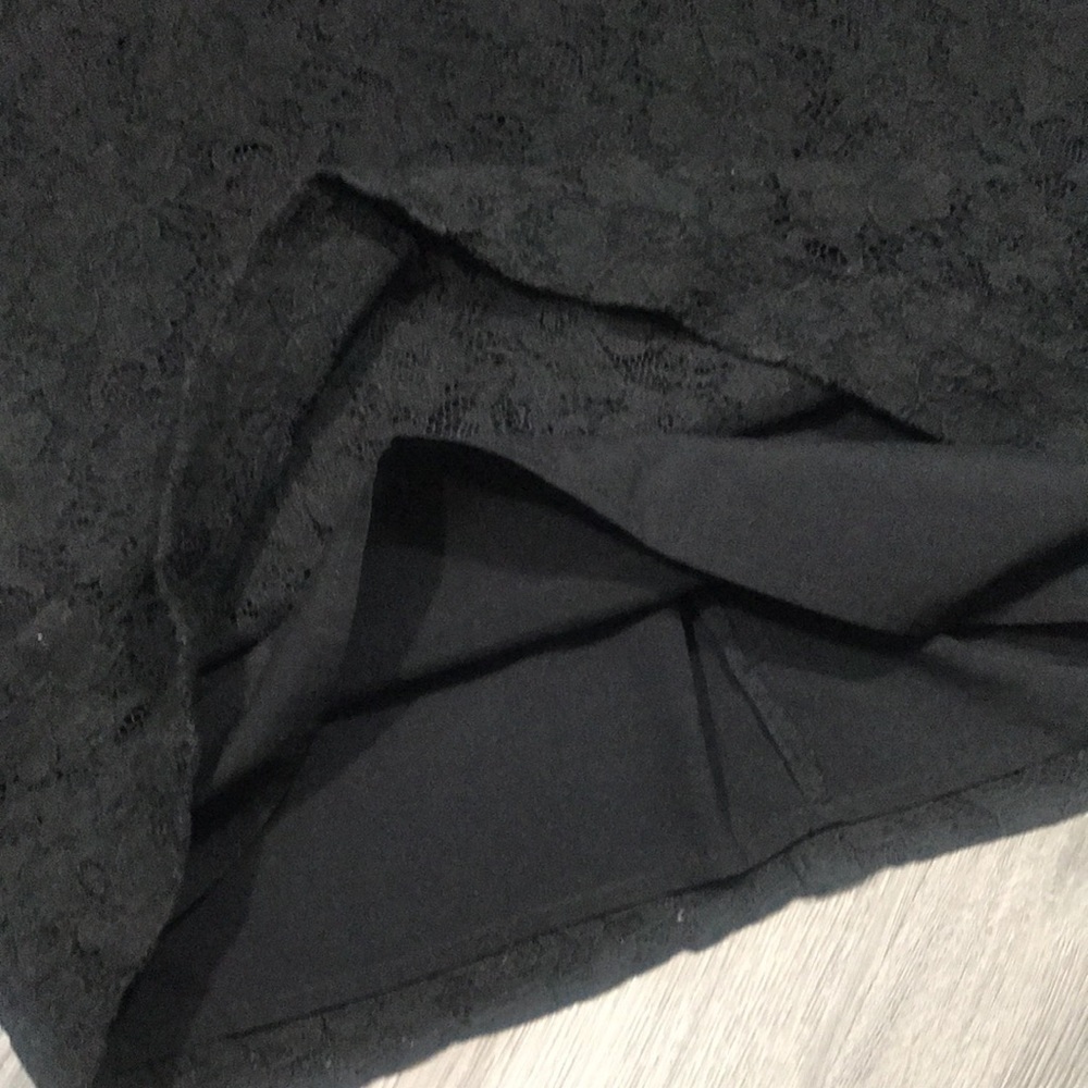 Banana Republic Round Neck Black Lace Sheath Dress - Picture 5 of 10